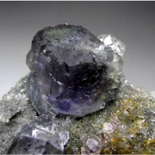 650g Purple-Green Fluorite Cluster on Matrix - crystals and stones healing Mineral specimen Home Decor feng shui decoration