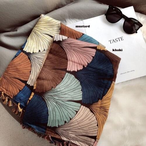 2020 Women leaf Printed Pattern Cotton Printed Tassel Scarf 2Colors 10pcs/lot