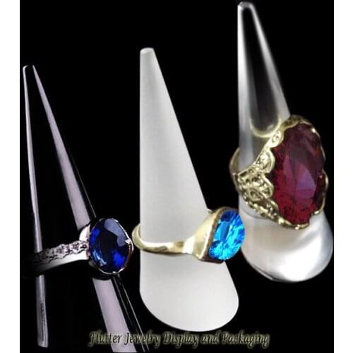 Ring Display Stands 20pcs/lot Acrylic Jeweley Display Props Ring Finger Holder Ring Showing Organizer