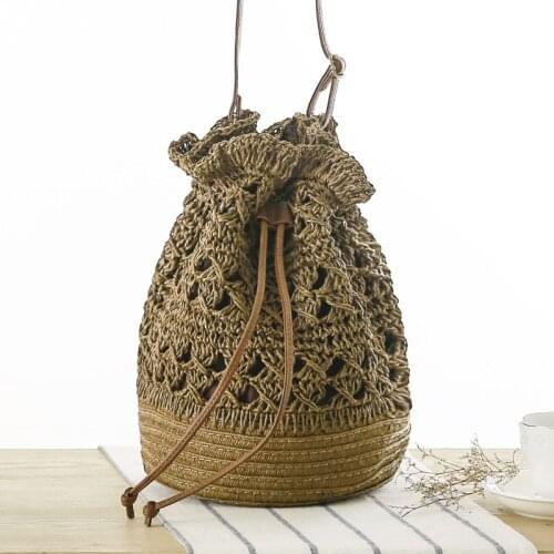 Aaby 2021 Casual Tassel Rattan Large Capacity Tote Women Wicker Woven Buckets Bag Summer Beach Shoulder Bags Straw Hollow Out