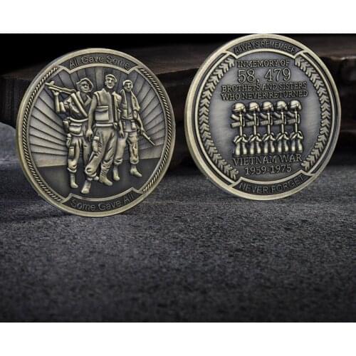 Vietnamese Soldier Commemorative Coin Ancient Bronze Three-dimensional Relief Metal Crafts Collectibles Home Decoration