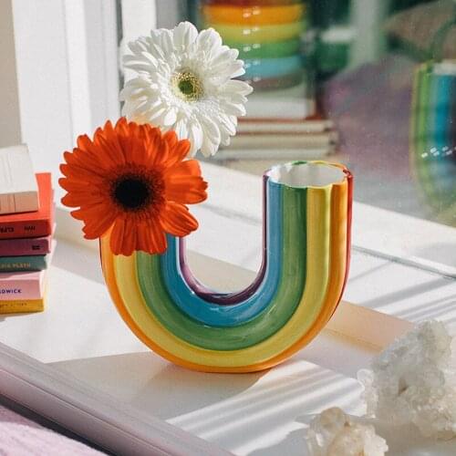 Hand Painted Rainbow Vase Nordic Home Flower Vase Ceramic Art Flower Arrangement Vase Decoration Table Top Accessories Creative