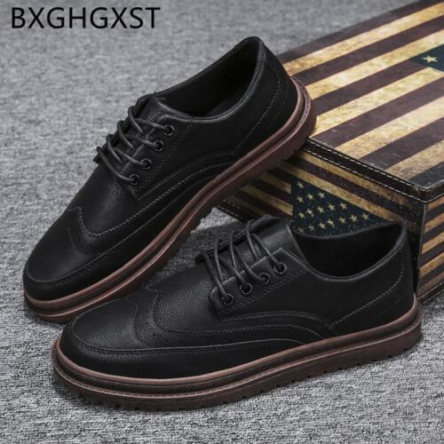 Vintage shoes italian brogue shoes men flat 2020 fashion casual men shoes leather brand black formal dress zapatos de hombre