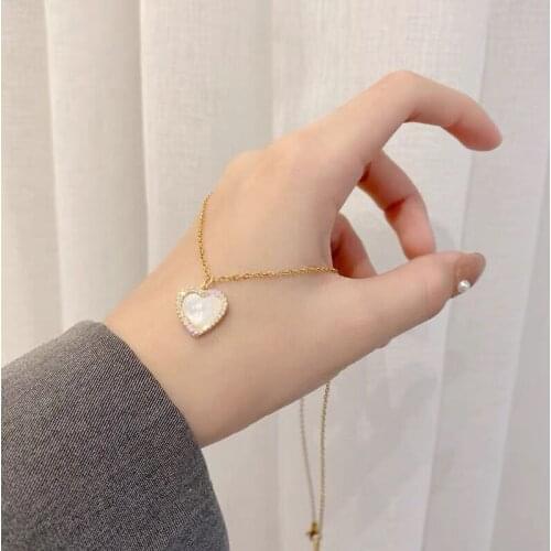 Girls Sweet Heart Pendant Gold Necklace Korean Fashion Jewelry Wedding Party For Womens Elegant Clavicle Chain Accessories