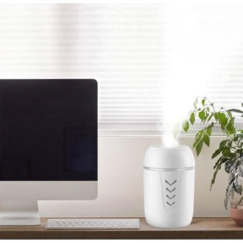 1Pcs 12V Car Air Freshener Oil Diffuser Car Steam Air Humidifier Aroma Diffuser Mini Air Purifier Diffuser Mist Maker Fogger