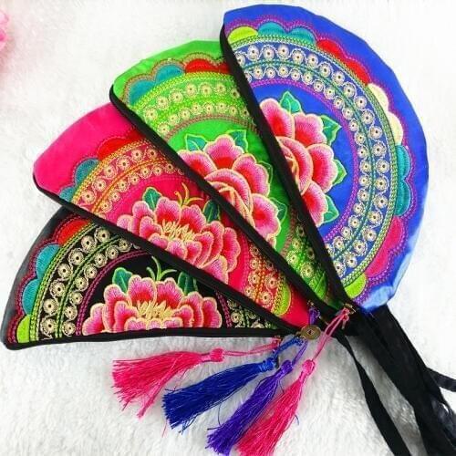 Wholesale 10pcs/Canvas Embroidery Clutch Bag Vintage Tassel Bags Phone/Coin Bags Ethnic Bags