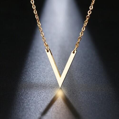 Stainless Steel V Pendant Necklaces for Women Fashion Couple Necklace Hollow Jewelry Accessories Wholesale Collares