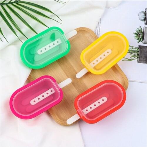 4pcs Silicone Ice Cream Mould With Lid Sticks DIY Summer popsicle Mold Dessert Chocolate Candy Dessert Ice Cream Juice Ice Cube