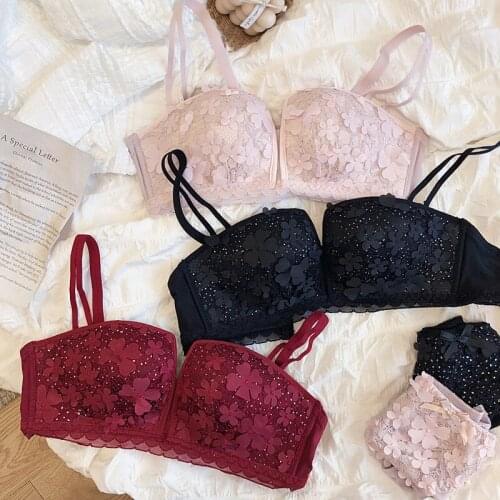 1/2 Cup Fashion Four-Angle Cup Without Steel Ring Dress Girls Intimates Floral Embroidery Women Deep-V Neck Push Up Bra Set