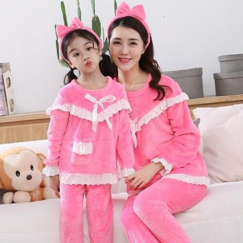 Mother And Daughter Matching Pajamas Family 2021 Autumn Winter Soft Warm Flannel Sleepwear Suits For Mom Daughter Homewear Set
