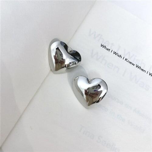 VSnow Minimalist Silver Color Love Heart Dangle Earring for Women Girls Luxury Vintage Metallic Party Earring Jewelry Pendientes
