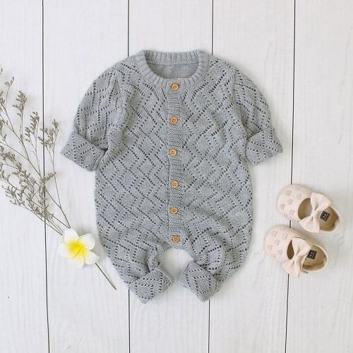 2021 New Atumn Winter Baby Clothes Hollow Solid Color Fashion Girls Romper Boys Cute Romper Children Clothing For 0-3 Years Old