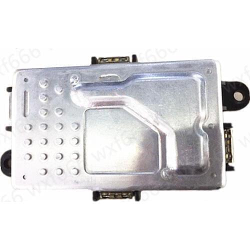 Blower resistor Motor resistance Suitable for W204 W212 E200 E250 E300 C200mer ced es-be nzC260 Blower regulator Blower motor