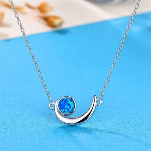 Boho Female Small Moon Pendant Necklace Silver Color Choker Chain Necklace White Blue Fire Opal Necklace For Women