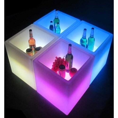 Led Champagne Bucket Cube Light Large Capacity Wine Cooler Led Waterproof RGBW Color Changing Champagne Wine Drinks Beer Bucket