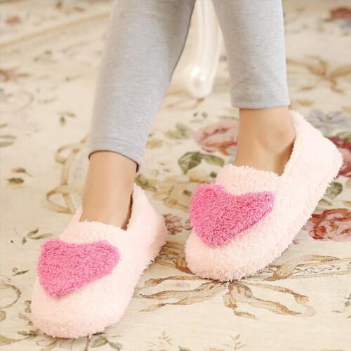 Lovely Ladies Home Floor Soft Women Indoor Slippers Outsole Comfortable Big Heart Decor Shoes Female Cashmere Warm Casual Shoes