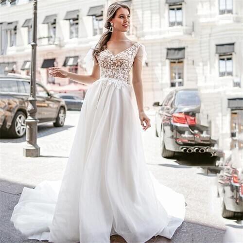 2021 V-Neck Lace A-Line Wedding Dresses Custom Made Tulle Long Short Sleeves Bridal Gowns Spring Robe De Mariage Simple Beach