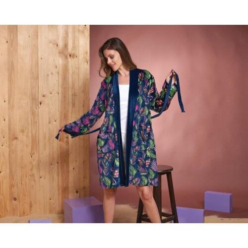 Sevim Women's Sleepwear