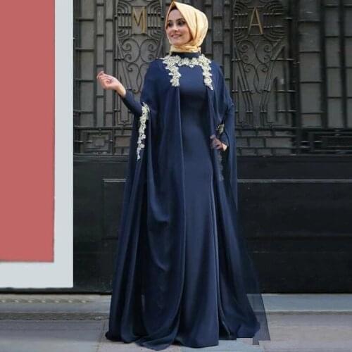 Dubai Saudi Arabic Women Long Evening Dresses High Collar Appliques Full Sleeves Prom Party Gowns Cocktail Dress with Hijab