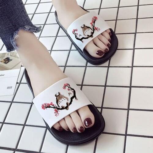 My Neighbor Totoro Cute home indoor slippers Cartoon Pattern Cute Printed Shoes Outdoor Indoor Home Non-slip Slides