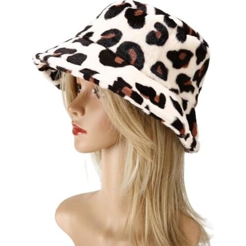 Womens autumn and winter new casual versatile leopard print Plush windproof fishermans hat thermal bucket hat
