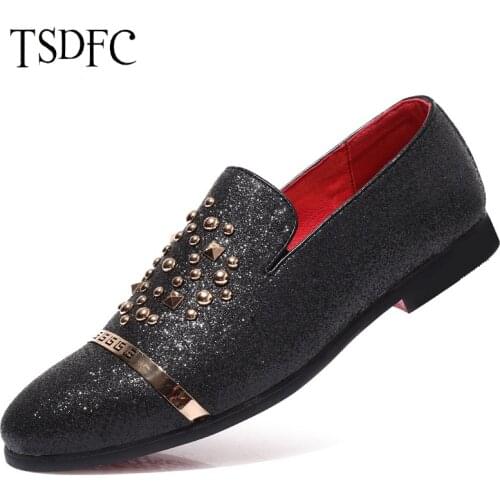 2021 Men Loafers Red Bottoms Large Size 38~48 Party Wedding Male Luxury Rivets Formal Moccasins Men Casual Shoes Zapatos Hombre