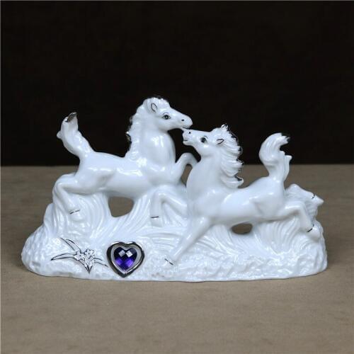 Porcelain Gallop Horse Sculpture Gemstone Ceramics Mustang Lovers Miniature Wedding Decor Valentines Day Gift Craft Ornament