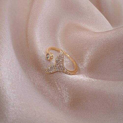 New Exquisite Rhinestone Opening Rings Mermaid Style Fish Tail Ring Gold Tone For Women Jewelry Accessories Party Gifts R006