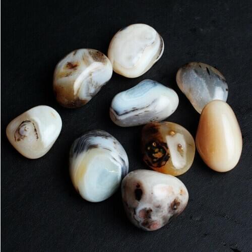 Natural agate stones tumbled and minerals palm agate gemstones healing crystals for home decoration