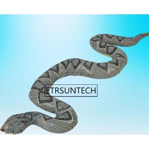 100pcs PVC Inflatable Snake Inflatable Shark Animal Toys Large Water Funny Inflatable Python Tricky Toys
