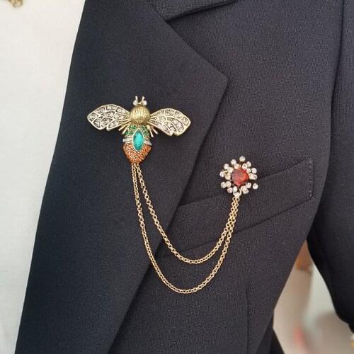 Animal Brooch Retro Rhinestone Bee Tassel Chain Double Buckle Badge Brooches Suit Lapel Pin Cardigan Clip Jewelry Accessories