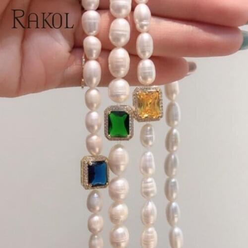 RAKOL Trendy Geometric Yellow Crystal Zircon Retro Natural Pearl Choker Pendant Necklace for Women Girls Party Jewelry Gifts