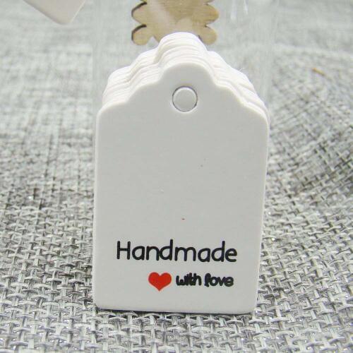 New Design 1.18*0.8inch 1000pcs scallop white handmade with love paper brand tag stock product hang tags for wedding favor