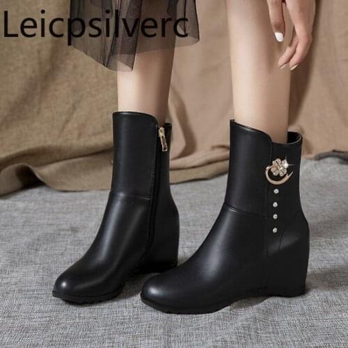Womens Boots New winter fashion Flower zipper Internal increase high Short tube Womens shoes plus size 33-43 Heel Height 5cm