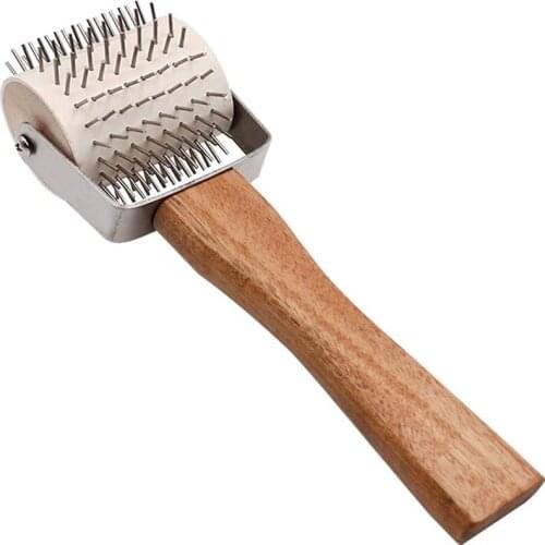 1 pcs Stainless Steel Needle Roller Propolis Glue Collector Beehive Sand Cover Propolis Wooden Handle Beekeeper Tools