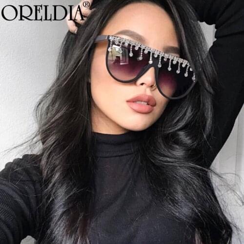 2021 New Fashion Sunglasses Luxury Diamond Sun Glasses Women Vintage Flat Top Oversized Shades Eyewear Lady Brand Pilot Glasses