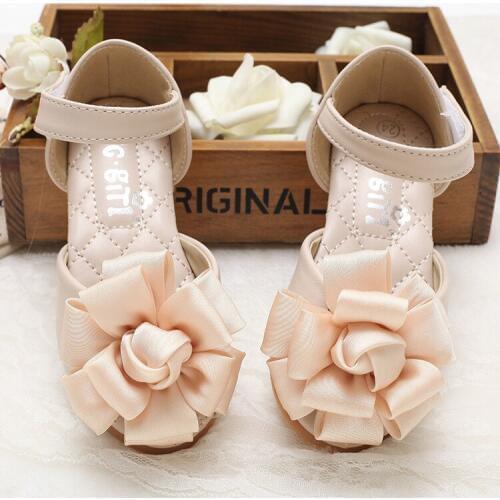 2018 Summer Sweet Style Children Sandals Girls Princess Beautiful Flower Shoes Kids Flat Sandals Baby Girls Korea Shoes