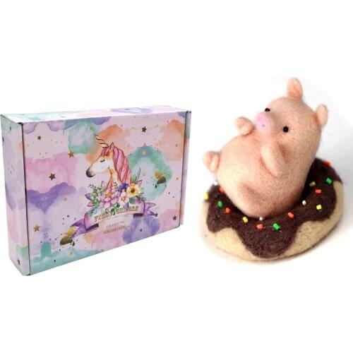 Needle Felting Kits for Beginner Pig Felting Mat Felting Needles Finger Guards DIY Hand-made Wool Felting Craft with Gift Box