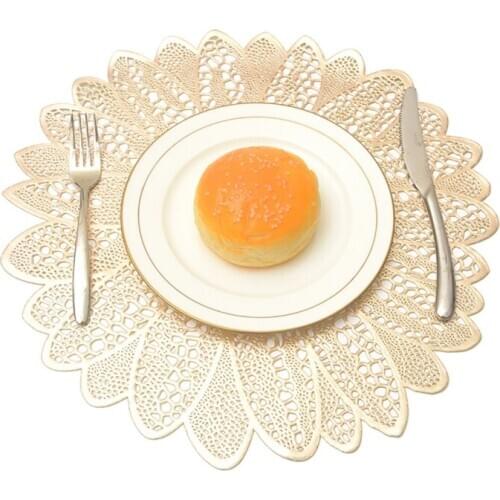 PVC Hollow Insulation Coaster Pads Table Bowl Mats Home Decor Heat Resistant Flowers Shape Placemat For Dining Table