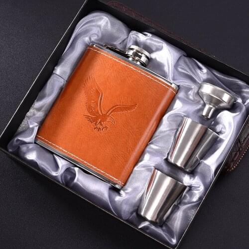 Portable Stainless Steel Hip Flask Sets 7Oz Embossed Leather Flagon with Shots Funnel Wine Beer Whiskey Pocket Bottle Gift Box