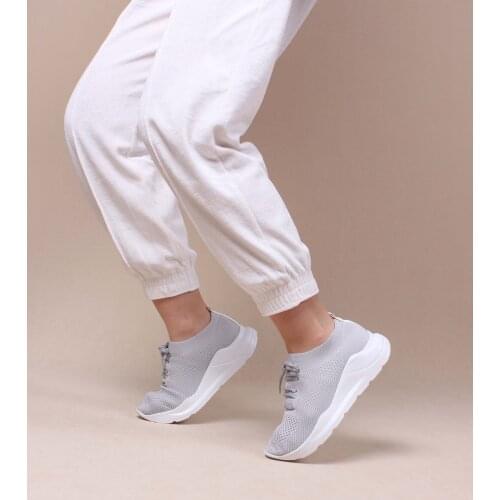 Women Sports Shoes Lace-Up Gray Knitwear Sneakers 2021 Summer Season