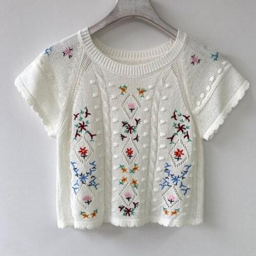 Woman T Shirts Embroidered Flower Knitted O Neck Pull Over T-shirt Womens V-neck Short Top Crop Top Mujer Camisetas