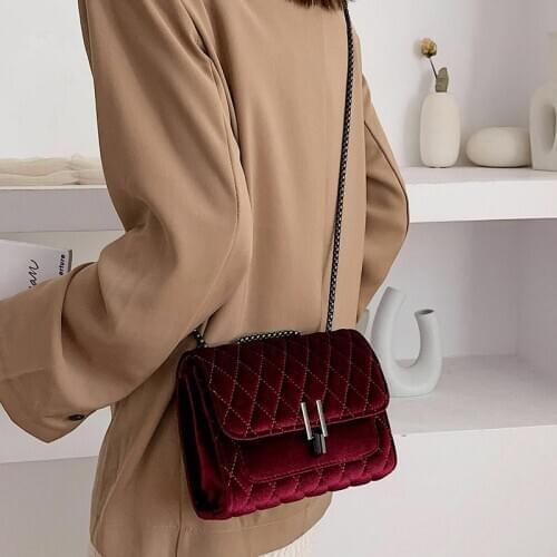 New Fashion Ladies Velour Bag Quilted Women Messenger Handbag Shoulder Chain Female Bag Velvet Crossbody Luxury Handbag Designer