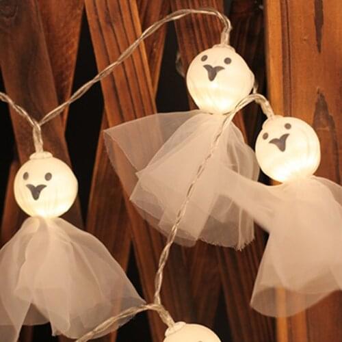 Hot Sale LED Skull Lamp String Halloween White Colored White Ghost Decoration Lanterns Living Room Garden Decoration Lights