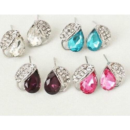 New Fashion Jewelry Bohemian Crystal Earrings Acacia Leaf Earrings Wild Personality Drop Leaf Earrings Female Statement Earrings