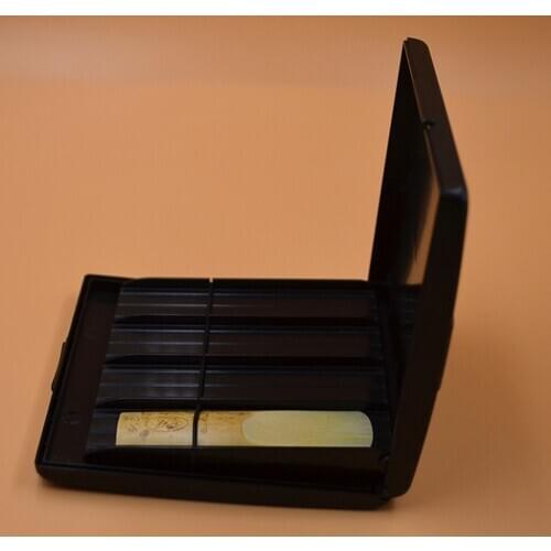 Holds 8 Designed to Allow the Reed Dry Properly Saxophone Reed Storage Case
