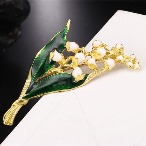1Pc 2021 Trendy Alloy Enamel White Floral Leaf Brooch Lily of The Valley Gold Pin High Quality Jewelry for Women