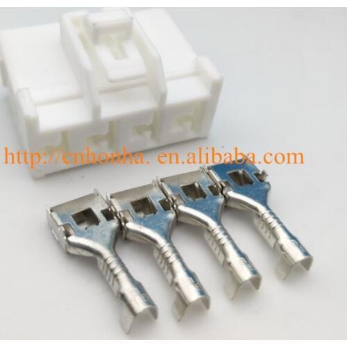 MG651926 female 4 pin automotive wire connector electrical car auto connector housing plug for KET