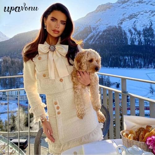 Free Shipping Runway Lady Wool 2 Piece Set 2021 Winter Women Luxury Diamond Bow Gold Short Tweed Jacket Coat&Tassel Skirt Set