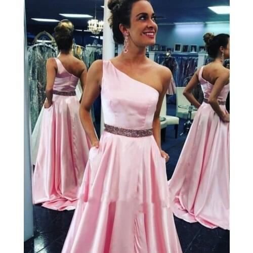 Elegant Long One Shoulder Pink Evening Dresses with Pockets Zipper Back Satin Abendkleid Robes de Soirée for Women